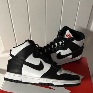 Nike dunks high
